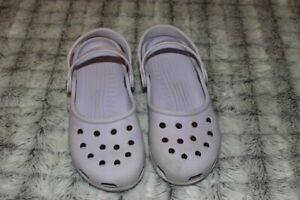 Crocs Shayna Mary Jane Slip On Flat Slingback Shoes Purple Womens Size 6