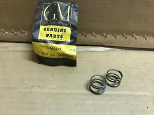GM 569279 Rocker Arm Outer Spring -- NOS OEM -- Lot of 2 -- 1957-1958 Oldsmobile - Picture 1 of 3