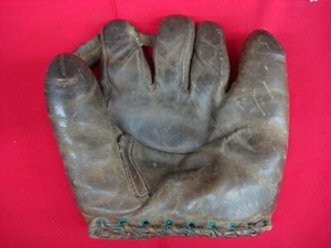 1930's BUCKLEBACK BASEBALL GLOVE 'SCARCE'! ONLY 3 FINGERS LINKED TOGETHER SCARCE - Picture 1 of 13