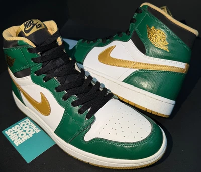 NIKE AIR JORDAN 1 RETRO ALTA OG BOSTON CELTICS I VERDE ORO BLANCO 555088-315 11 Foto 1 de 4