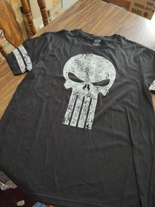 T-shirt uomo taglia large Marvel in cotone nero con grafica teschio - Foto 1 di 5