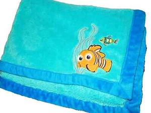4D !WOW! Disney FINDING NEMO Embroidered Blue Plush Baby Crib Blanket Comforter - Picture 1 of 4