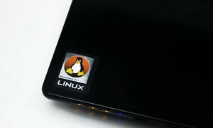 Linux Stickers Emblems Badge Logo Linux Decal Distro Mirrored Finish 3 Pack - Picture 1 of 45