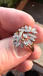 Stunning Large Vintage Flora Diamond Ring - 9carat Gold - - CG - Picture 1 of 24
