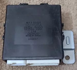 Módulo de control de puerta trasera izquierda 99-03 LEXUS RX 300 DENSO OEM fábrica 89224-48020 - Imagen 1 de 2
