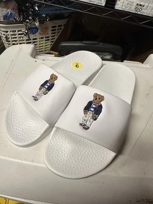 Sandalias limitadas Polo Ralph Lauren con estampado de oso blancas para hombre talla 9 Foto 1 de 4