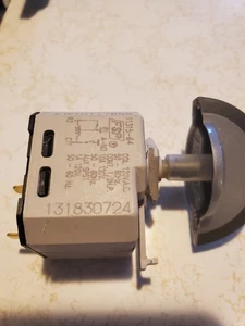 Whirlpool Trockner Startschalter Teil # W10117655. 141-700 - Bild 1 von 4