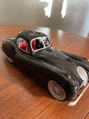 Vintage IDEAL Jaguar XK120 Model Kit Roadster Toy Car 2 door Black 1948-1954 - Image 1 of 4