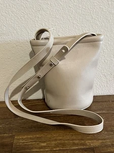 MANSUR GAVRIEL Mini Zip Bucket Crossbody Bag Beige Leder - Bild 1 von 15