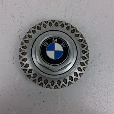 Tampa de cubo central única BMW Z3 E36 Style 17 fabricante de equipamento original #36131180777 - Imagem 1 de 4