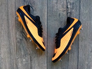 nike men's hypervenom cleats