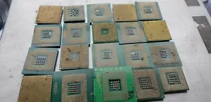 600g (approximately)OF 20 MIXED SCRAP COMPUTER PROCESSORS FOR GOLD RECOVERY!!!! - Imagen 1 de 3
