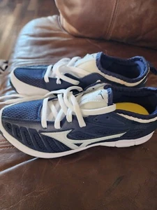 MIZUNO Entrenador Utilitario Azul Marino/Blanco Unisex Béisbol Softbol Zapatos EE. UU. Talla 7 NUEVO - Imagen 1 de 8