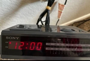 Sony Dream Machine ICF-C2W AM FM Digital Clock Radio Black - Picture 1 of 9