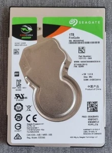 Seagate FireCuda (2.5-Zoll) 1TB Interne Festplatte - ST1000LX015 - Nur 4091 Std. - Afbeelding 1 van 2