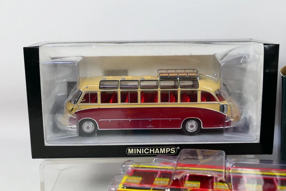 Minichamps 439 030080 Setra S8 1953 Red/Beige Limited Edition Die-Cast Bus 1/43 - Image 1 of 1