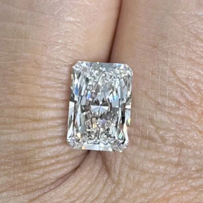 Lab-Grown 0.50Ct CVD Radiant Diamond Loose D Color, Clarity VS2, IGI Certified - Image 1 of 4