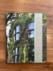 Vertical Gardens Jacques Leenhardt and Anna Lambertini - Foto 1 di 2