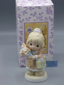 Precious Moments "It's Time to Bless Your Own Day" C0022 2002 Symbol of Membersh - Picture 1 of 7