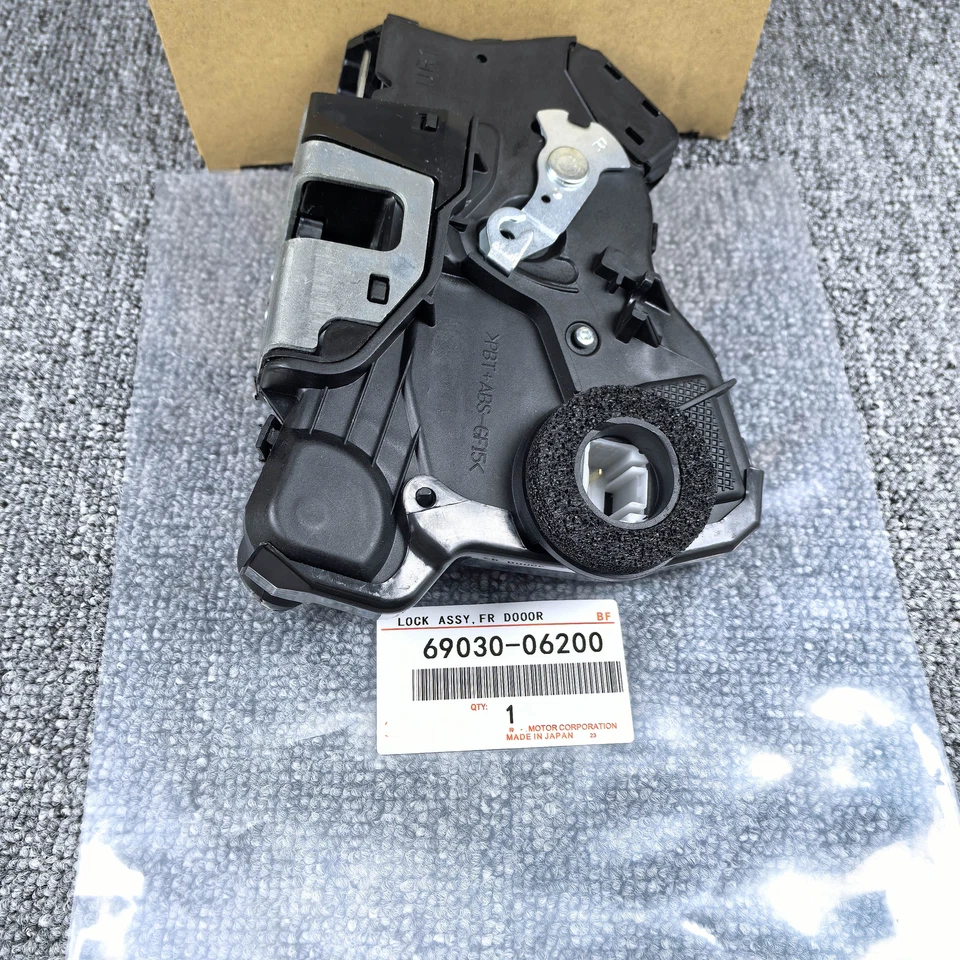 Actuador de bloqueo de puerta eléctrico OEM lado del pasajero delantero derecho para Toyota RAV4 Lexus EE. UU. Foto 1 de 3