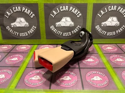 LINCOLN MKZ 2010,2011,2012 HEBILLAS DE CINTURÓN DE SEGURIDAD CENTRAL TRASERO (Ident:2027436) OEM Foto 1 de 4