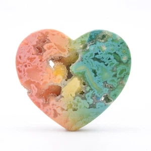 38mm Heart Gemstone Quartz Crystal Hand Carved Dyed Rainbow, Healing Reiki - Bild 1 von 2