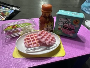HTF!!! Miniverse BANANABERRY WAFFLES, Opened Unused All Included - Picture 1 of 5