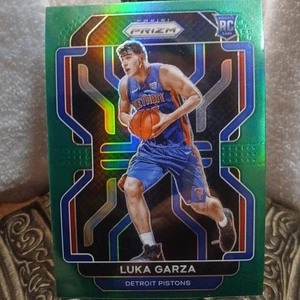 2021-22 Prizm LUKA GARZA #303 Base GREEN HOLO PRIZM SP Rookie RC Detroit Pistons - Picture 1 of 7