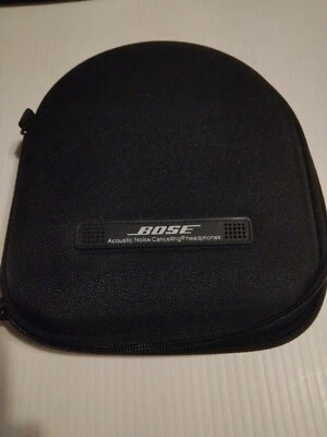 Estuche rígido de transporte para auriculares con cancelación de ruido acústico Bose Quiet Comfort 2 QC-2 Foto 1 de 4