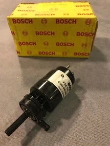 Wischwasserpumpe Scheibenreinigung Pumpe BOSCH 0392040008 für Mercedes W126 NEU - Picture 1 of 3