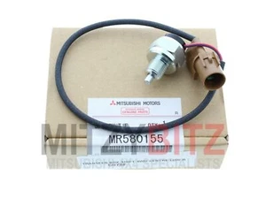 4wd Centre Low Range Position Switch for PAJERO SHOGUN V88W MK4 3.2 DiD - Picture 1 of 6