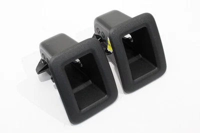 Par de fundas guía ranura Isofix Audi Q2 nuevas genuinas 81A887233 Foto 1 de 4