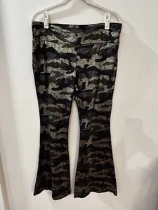 NWOT No Boundaries Super Flare Bell Bottom Pants Sz XXL Shiny Camo Print Black - Picture 1 of 6
