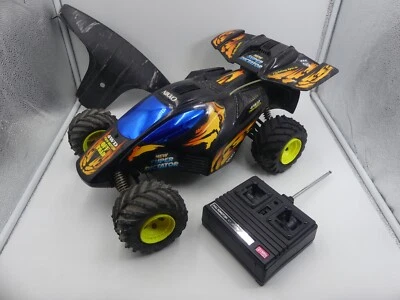 SUPER DICTATOR NIKKO 4WD TWIN ENGINE 1/8 R/C TOY CAR BUGGY DAMAGED - Image 1 of 4