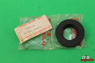 NOS Kawasaki A1 A1R A7 A7SS Trans Oil Seal SC326210 PART# 92050-016 - Image 1 of 4