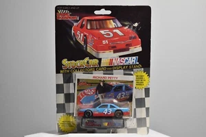 Stock Racing Champions con tessera da collezione auto e supporto display · NASCAR - Foto 1 di 1