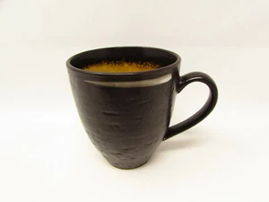 Solaris by Joseph Abboud Black Body, Gold Center Mug B130 - Bild 1 von 1