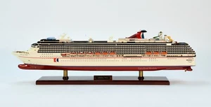 Crucero clase Carnival Pride Spirit barco de madera modelo 33" escala 1:350 - Imagen 1 de 12