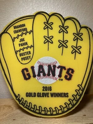 2016 Golden Glove Winner S.F. Giants  - Image 1 of 2