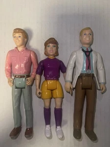 Vintage Playskool Loving Family Dollhouse Lot Of 3 Doctor Dad Jogger Mom - Picture 1 of 6