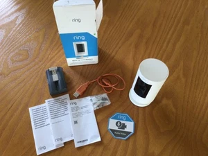 Ring Stick Up Cam Battery HD indoor/Outdoor Wireless Camera, White. - Picture 1 of 4