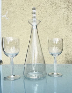 Lalique Crystal Wine Carafe And 2 Glasses 35cm Tall To Top Of Stopper - Picture 1 of 9