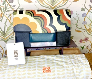NEW ORLA KIELY Black & Multi-coloured Deco Flower Leather Sweet Pea bag🌸… - Picture 1 of 6