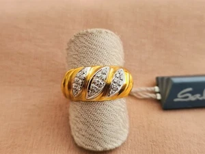 Anello in oro giallo con pavè di diamanti di Salvini Gioielli - Imagen 1 de 9