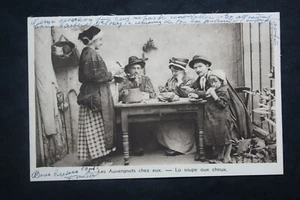 Alte animierte Postkarte 1939 Auvergnen bei Eux - La Soupe aux Choux - Bild 1 von 1