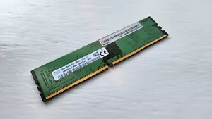 SK Hynix 4gb Ddr4 2666mhz Ram - Picture 1 of 2