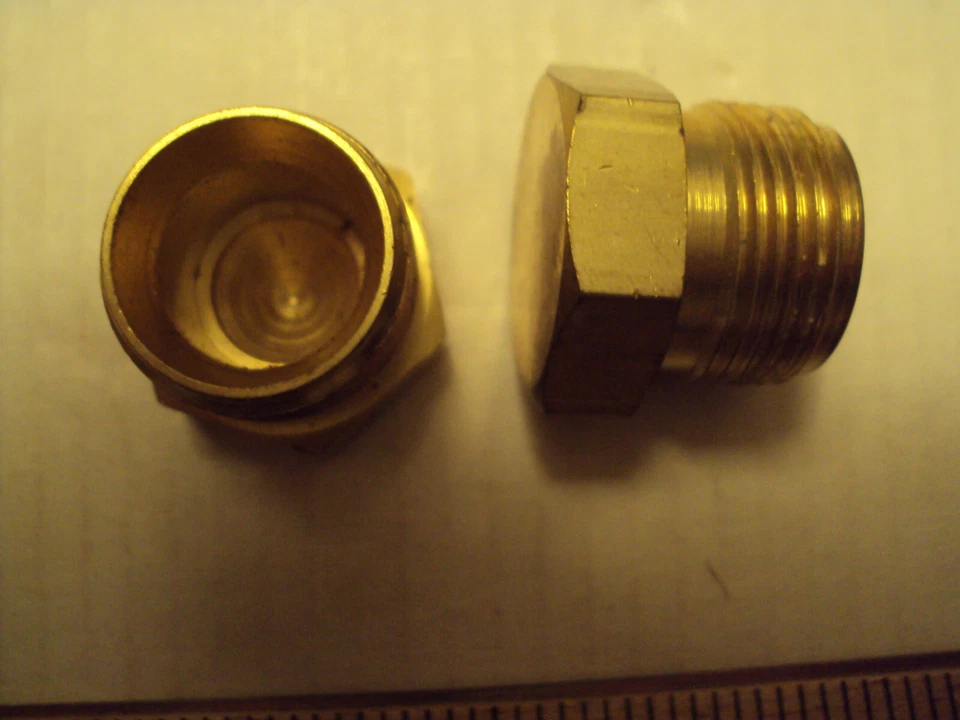 B-810-C, Swagelok 1/2 cap, brass; lot of 2 each - Image 1 of 1