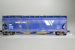 31023 N Scale Micro-Train MRL MONTANA RAIL LINK COVERED HOPPER WEATHERED - Picture 1 of 12