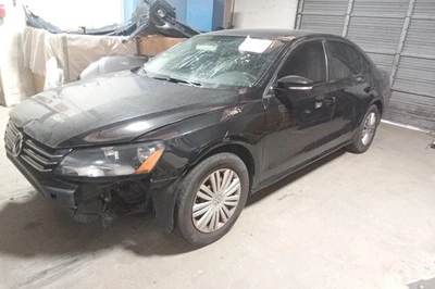 2015 Volkswagen Passat Automatic Transmission OEM 156K Miles - LKQ407782363 - Image 1 of 4