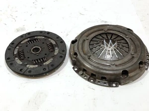 VOLKSWAGEN UP 2015 1.0 PETROL 5 SPEED MANUAL CLUTCH KIT /2011-20 - Picture 1 of 9